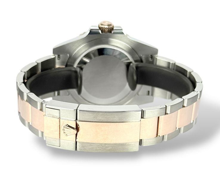 Rolex GMT Master II 126711 CHNR Image 4